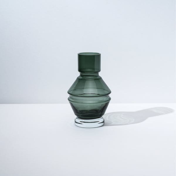 raawii Nicholai Wiig-Hansen - Relæ - glass vase - small Vase cool grey