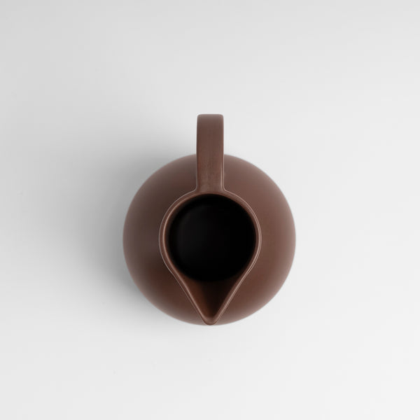 raawii Nicholai Wiig-Hansen - Strøm - jug - medium Jug chocolate