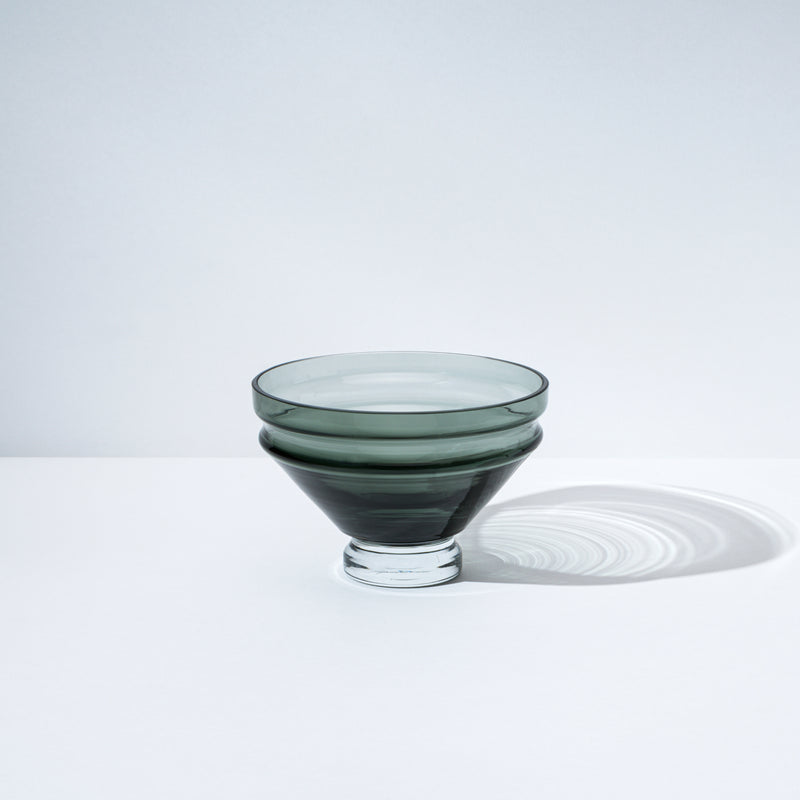 Nicholai Wiig-Hansen - Relæ - glass bowl - small - cool grey