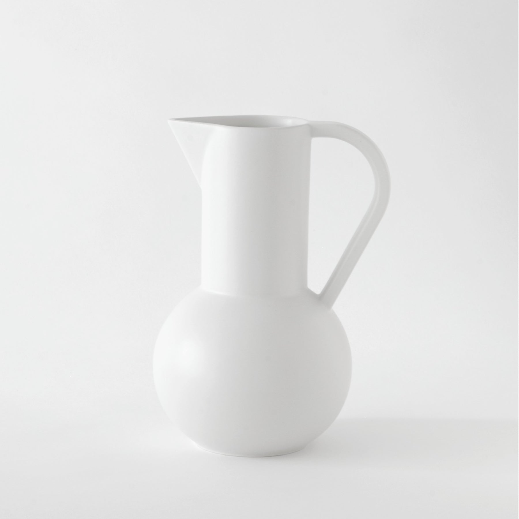 ブランドバッグ通販サイト Nicholai grey vaporous - large - jug - Strøm - Wiig-Hansen 花瓶・フラワースタンド