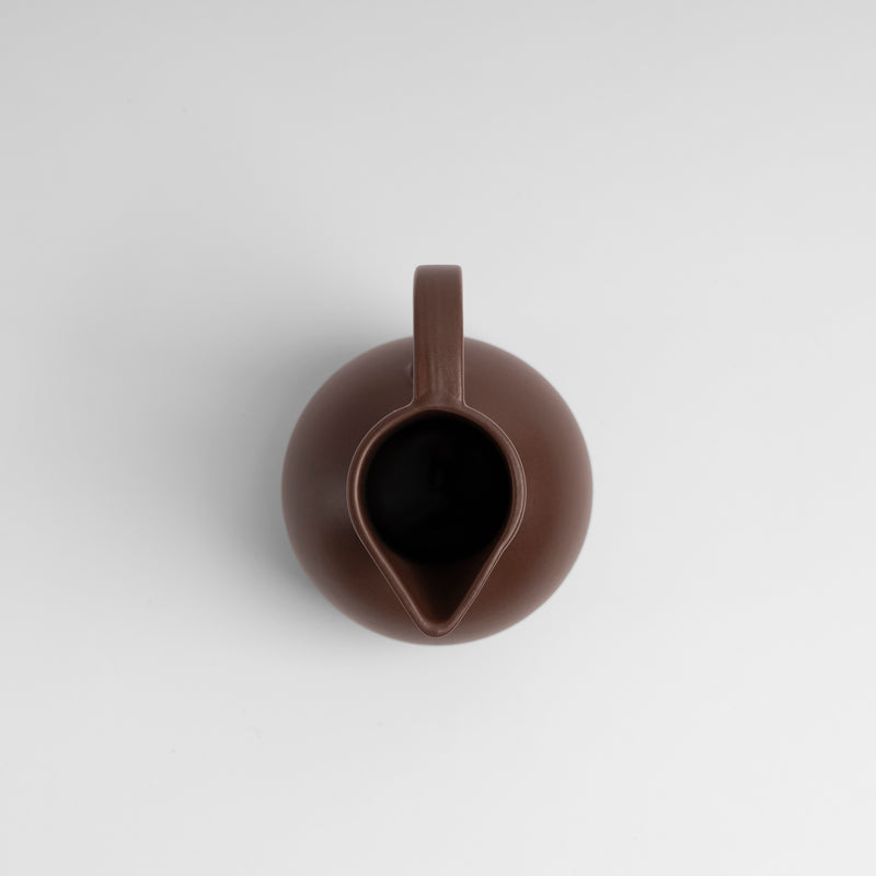 raawii Nicholai Wiig-Hansen - Strøm - jug - small Jug chocolate